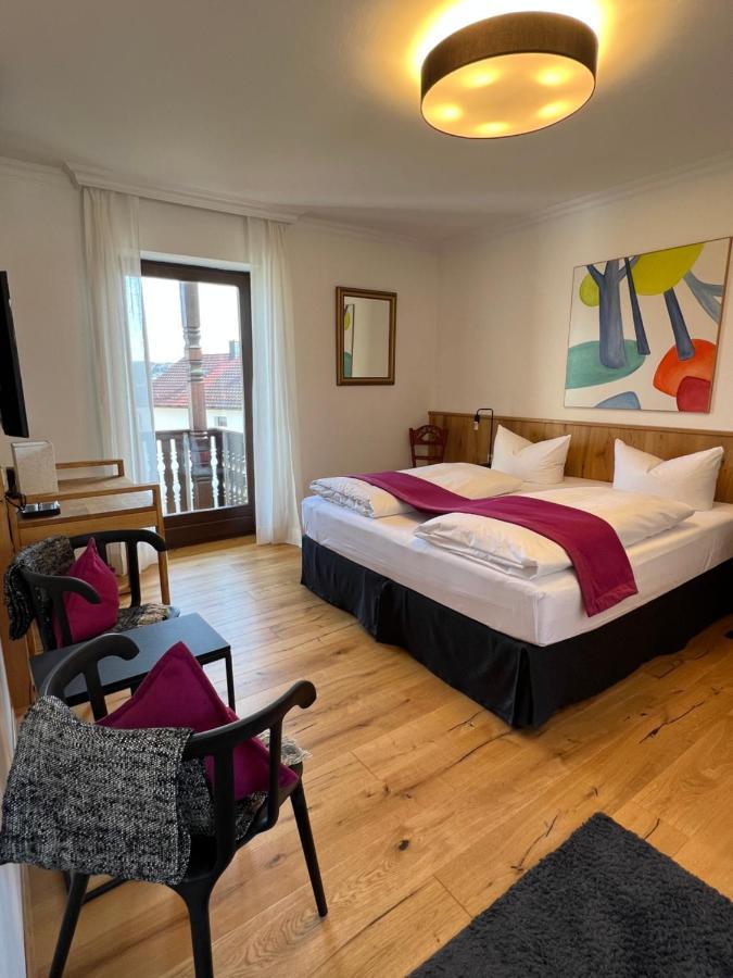 Aparthotel Parsberg Lferstl Exteriör bild