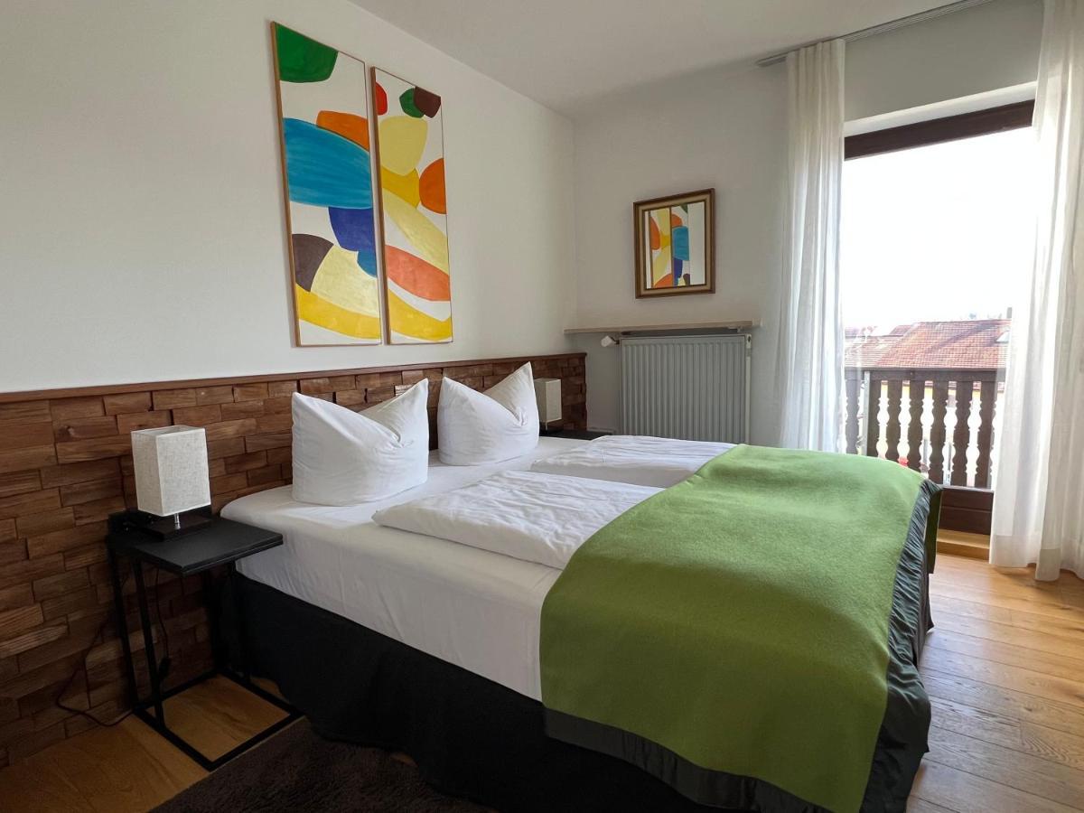 Aparthotel Parsberg Lferstl Exteriör bild